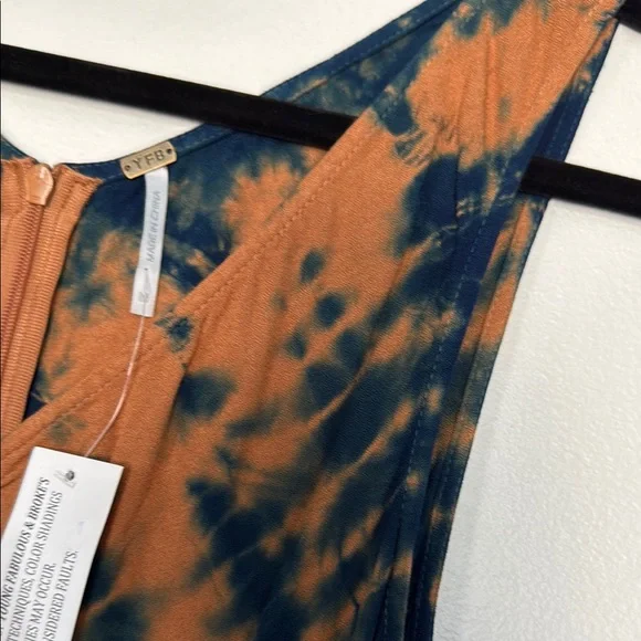 Tie-Dye Sleeveless Maxi Dress - Brown and Black - Picture 4 of 6